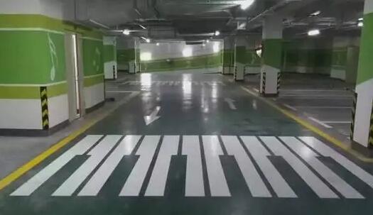 石排镇仓库划线
